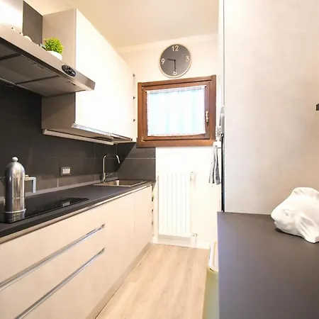 Apartment Rosaria's Desenzano del Garda