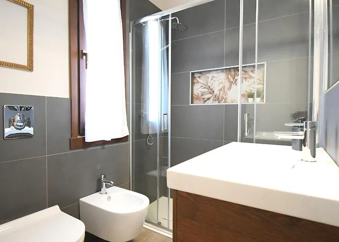 Rosaria's דירה דסנזאנו דל גארדה